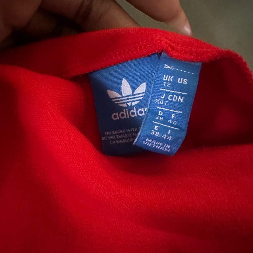 Adidas Crop top & Leggings - Picture 3 of 5